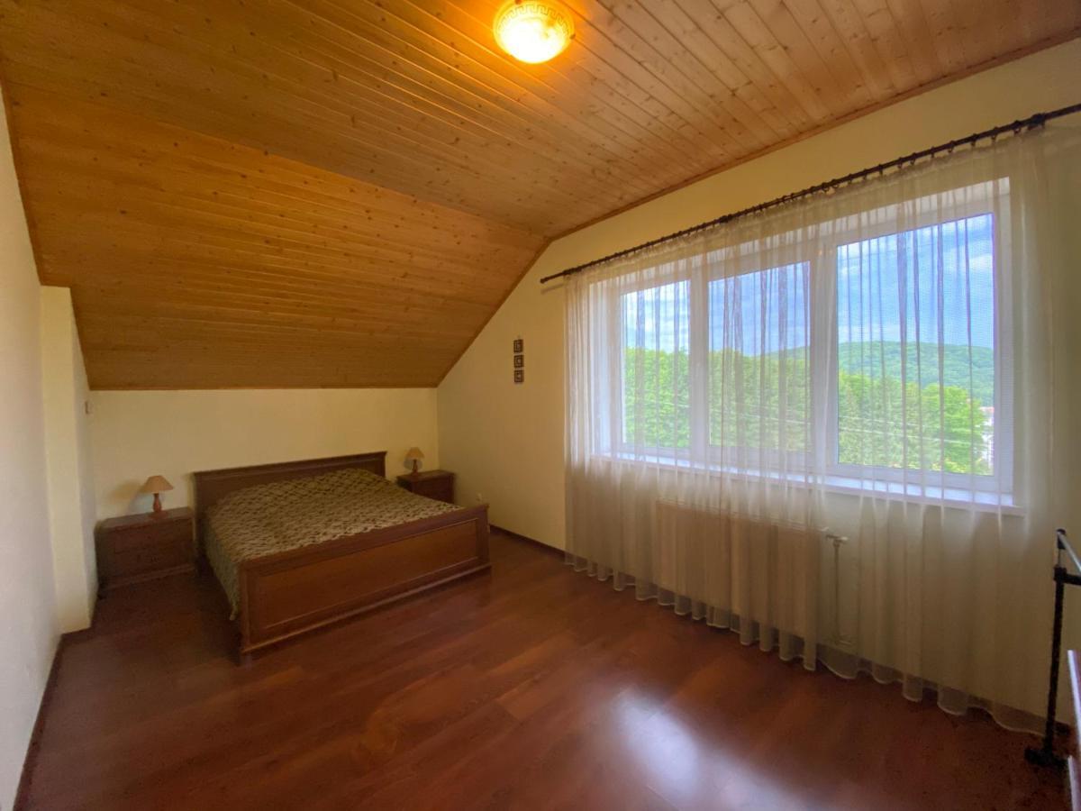 Апартаменты Panorama Townhouse Поляна Экстерьер фото